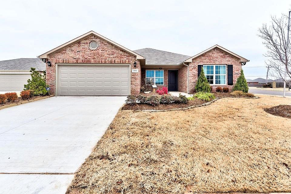 1st image of 8701 SW 44th Cir