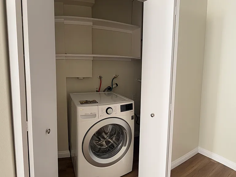 704 E Garfield Ave #24 — Photo 6