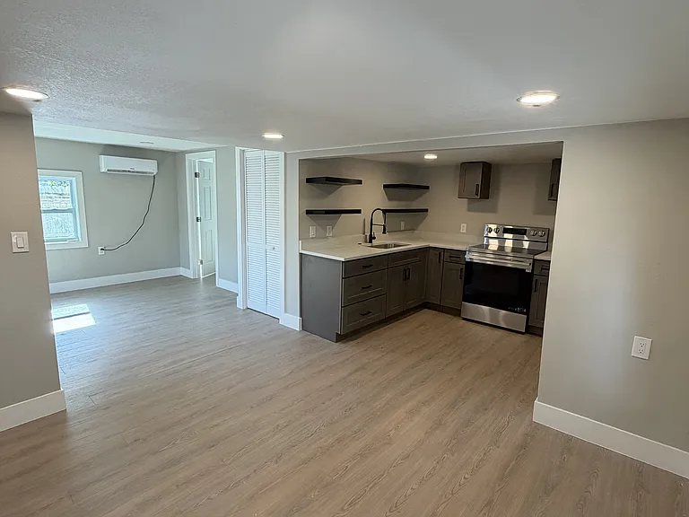 4710 2nd Ave N #1/2 — Photo 10