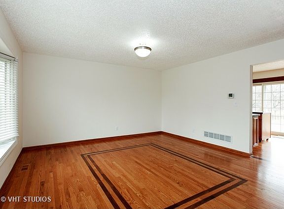 2nd image of 14612 S Pebble Creek Ct