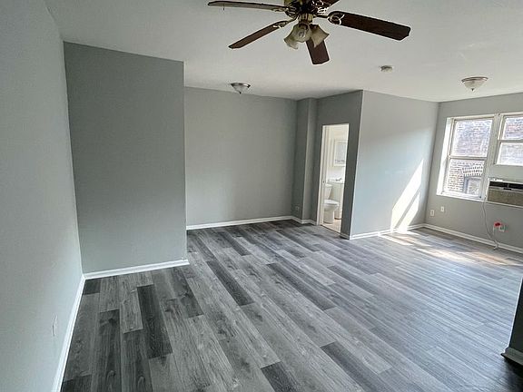 4th image of 6243 S Ashland Ave APT 302