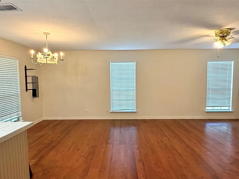 26011 Bernard Rd — Photo 9