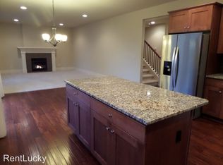 1215 S 47th Pl, Renton, WA 98055