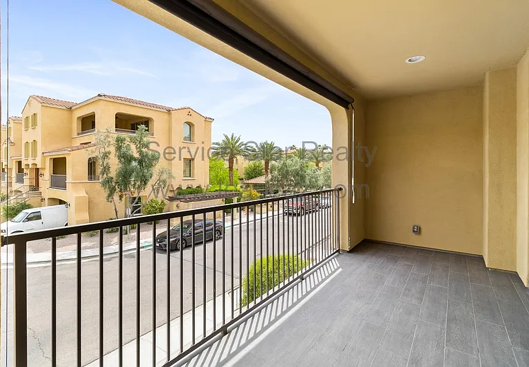 888 N Imperial Pl — Photo 19