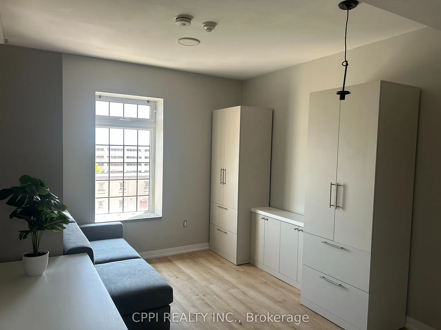 Studio, $1,650 — Photo 2