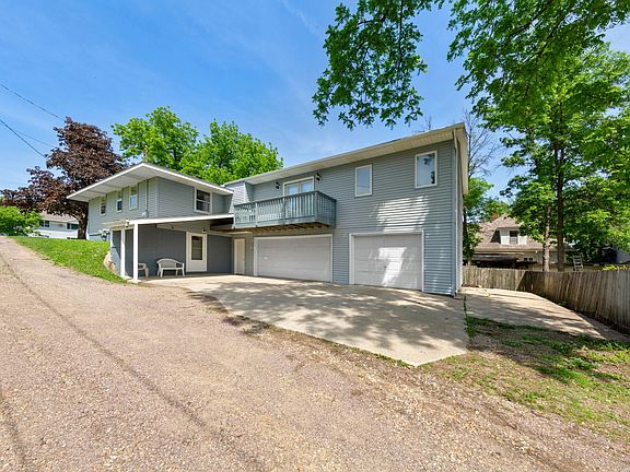 2nd image of 108 Paquin St E