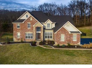 10549 Anton Pl, Saint Louis, MO