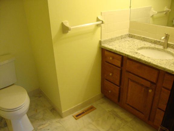 5th image of 1228 Buxton Dr