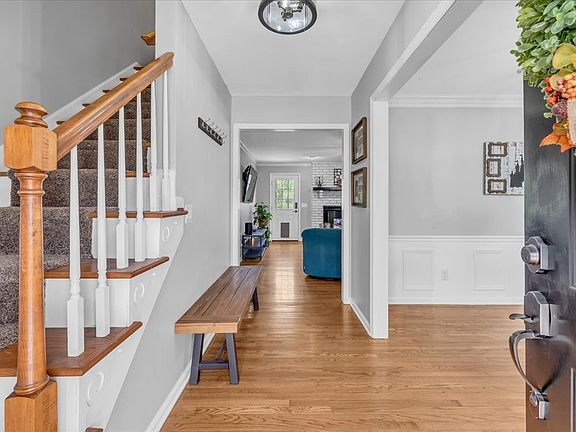 2nd image of 105 Safley Ct