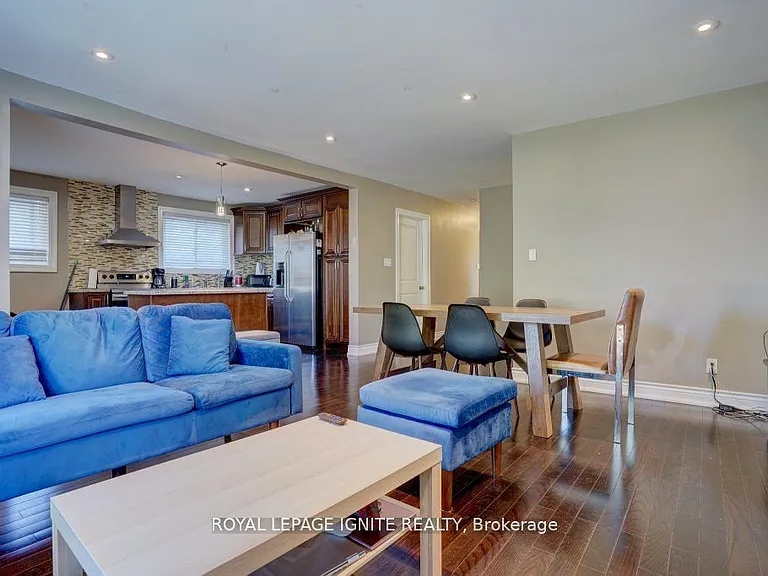 53 Sundance Cres #MAIN FL — Photo 23