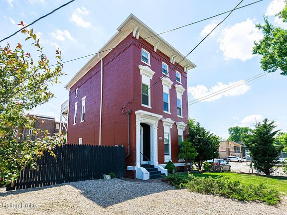 3rd image of 320 E College St