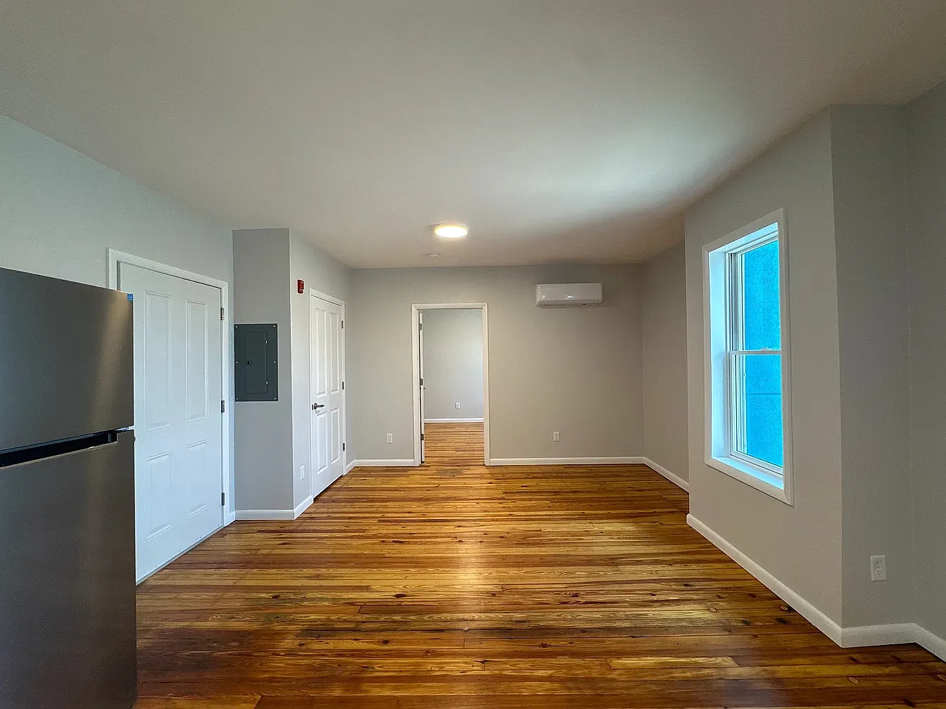 1 bed, 500 sqft, $1,295 — Photo 4