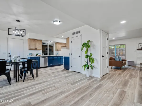 7555 E 25th St, Tucson, AZ 85710