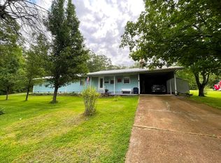 224 Nashville Rd, Horseshoe Bend, AR 72512