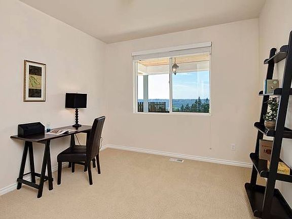 Office (6th bed?)