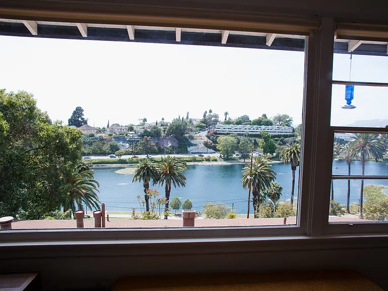 725 Echo Park Ter — Photo 4