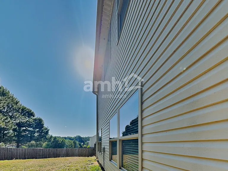 110 Dynasty Ln — Photo 20
