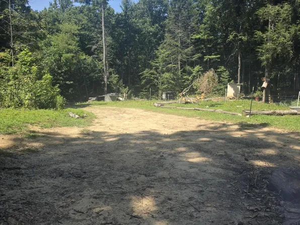 1478 Catoosa Rd, Wartburg, TN 37887