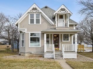 310 Peace St, Pella, IA 50219