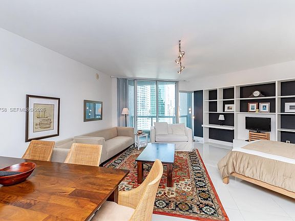 3rd image of 475 Brickell Ave APT 2908