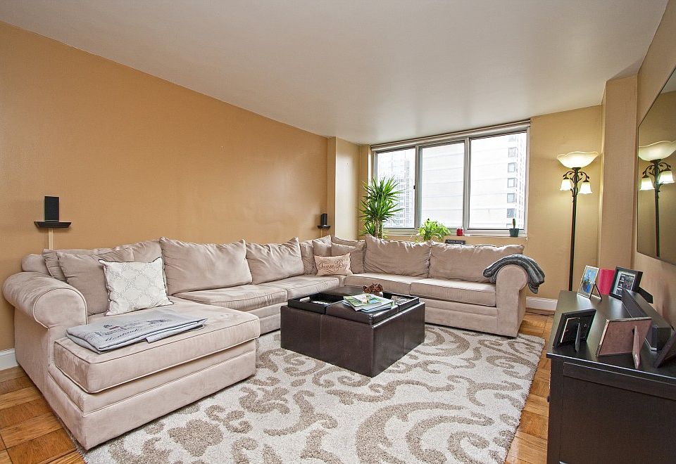 1st image of 345 E 93rd St #12F