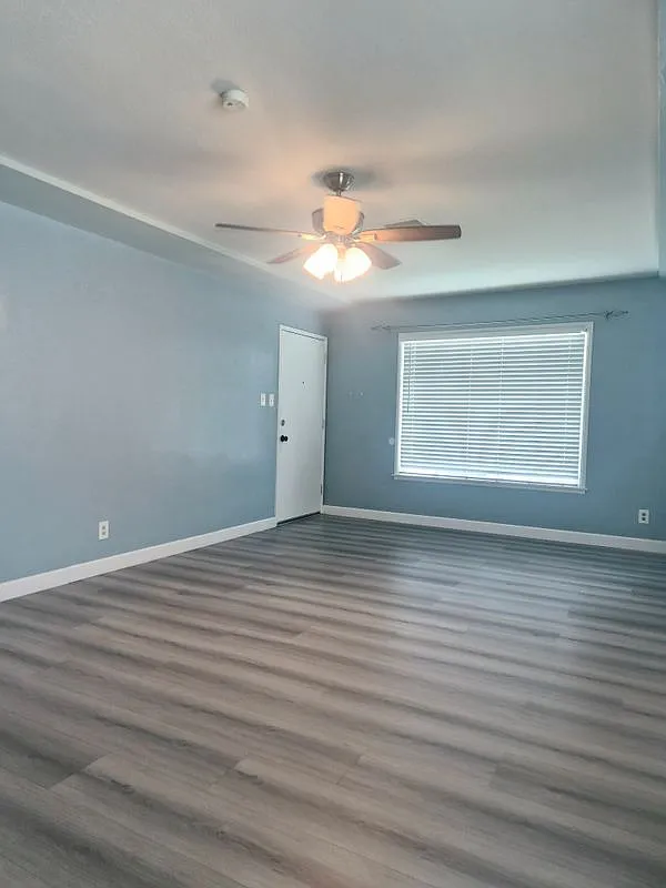 3 bed, 1.0 bath, 1500 sqft, $2,995 — Photo 1