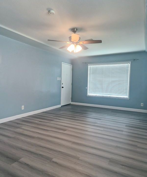1st image of 3171 N Sierra Way