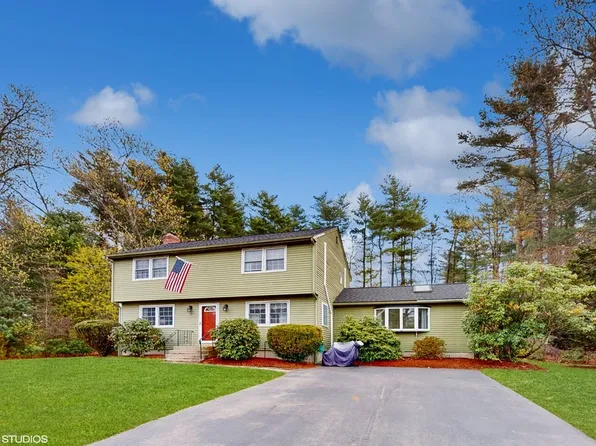 22 Lexington Ln, Millis, MA 02054