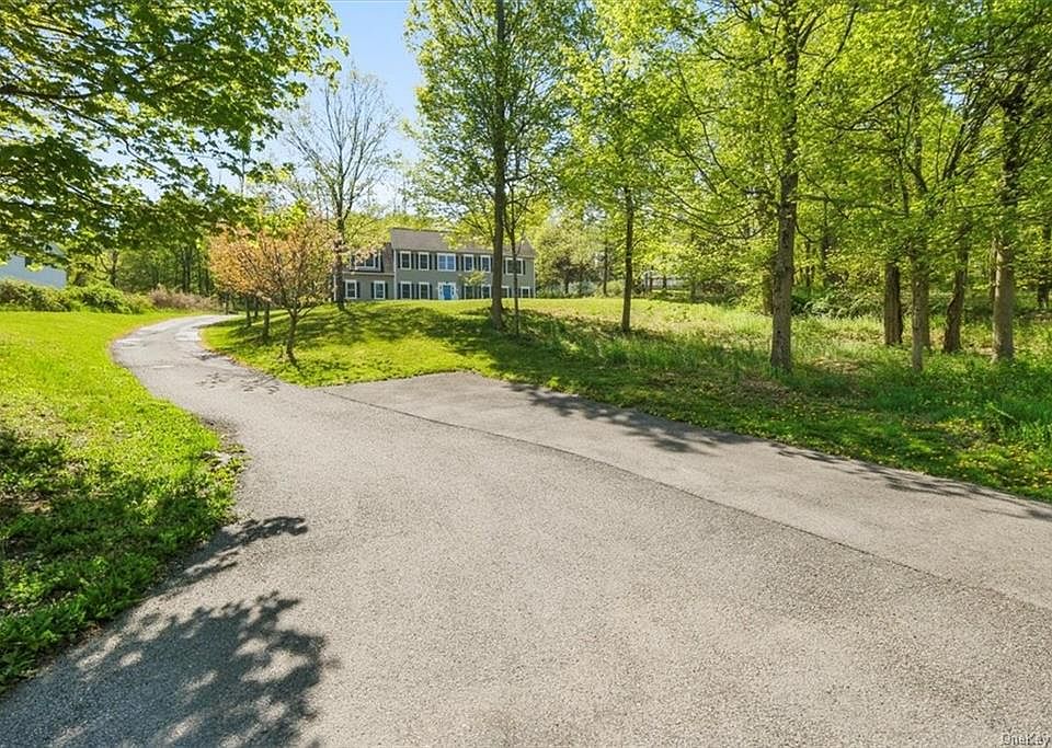 196 E Hook Road, Hopewell Junction, NY 12533 Zillow