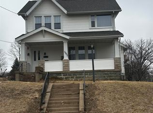 1275 Curtis St, Dubuque, IA 52003