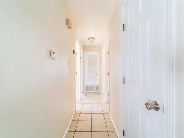 1738 Rutland Dr #A, Austin, TX 78758