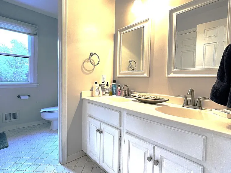 13209 Lantern Hollow Dr — Photo 35