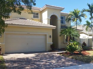 1540 SW 186th Ln, Pembroke Pines, FL 33029