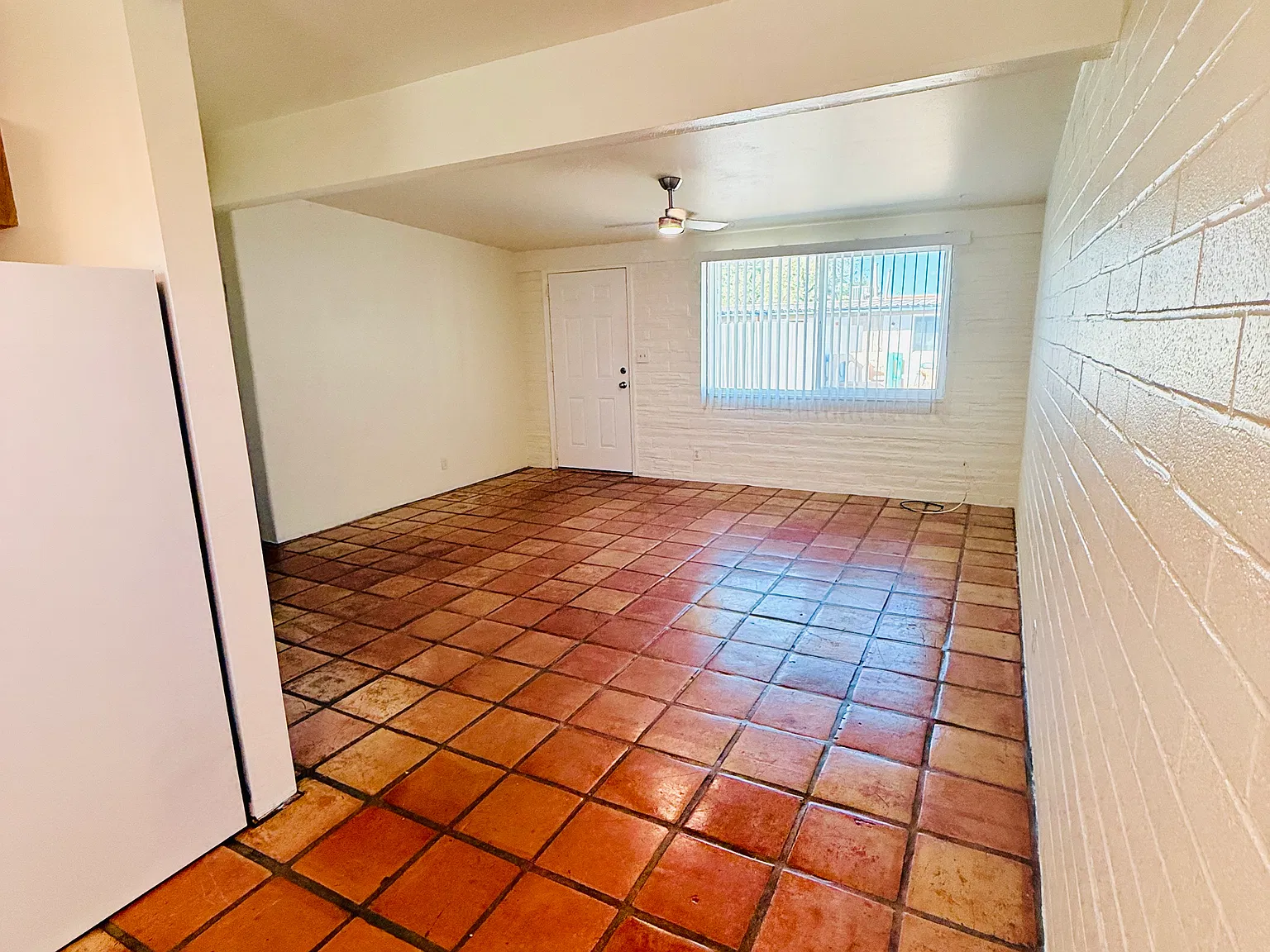 2 bed, 850 sqft, $1,100 — Photo 2