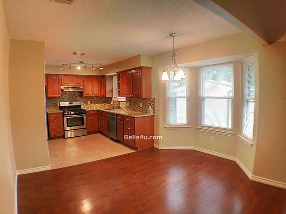 4th image of 4503 San Simeon Dr