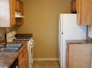 1353 Blue Lake Way, Bowling Green, KY 42104