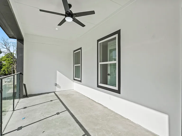 3424 Ladd St — Photo 11