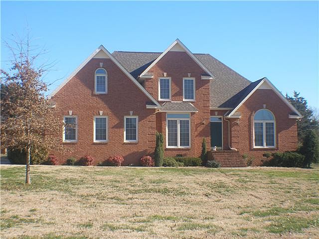 1st image of 921 Franklin Heights Dr