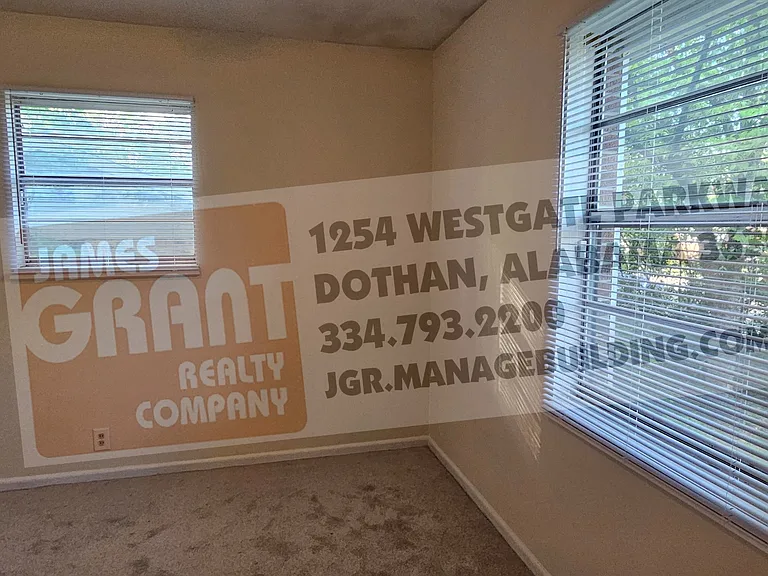 306 Mustang Dr — Photo 16