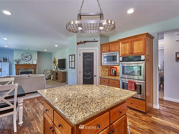 4th image of 18117 114th St E