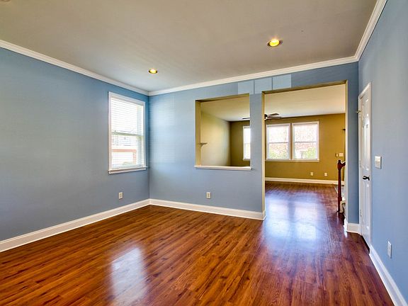 Living Rm/Flex Space