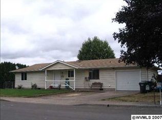 621 S 5th St, Jefferson, OR 97352
