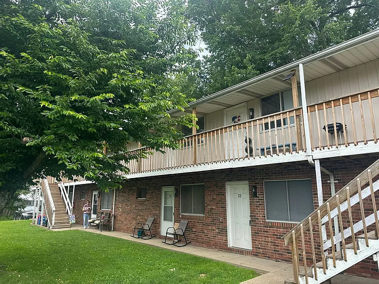3505 Elm St — Photo 1