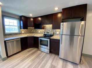 8 Turtle Creek Ln #A04, East Hartford, CT 06108