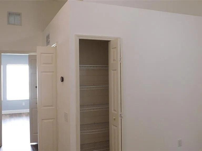 1508 Florentino Ln — Photo 42