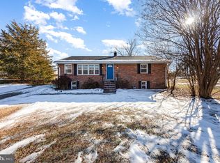 1022 Julian Dr, Fredericksburg, VA 22405