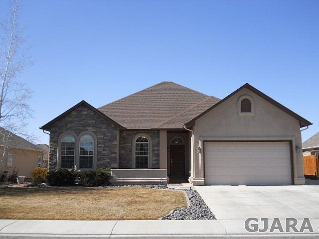1st image of 285 Vista Valley Dr