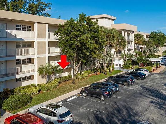 2nd image of 3051 S Palm Aire Dr APT 108