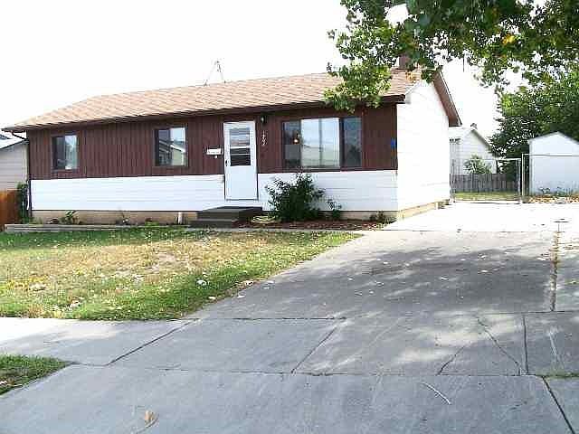 Over 3100 sq ft 