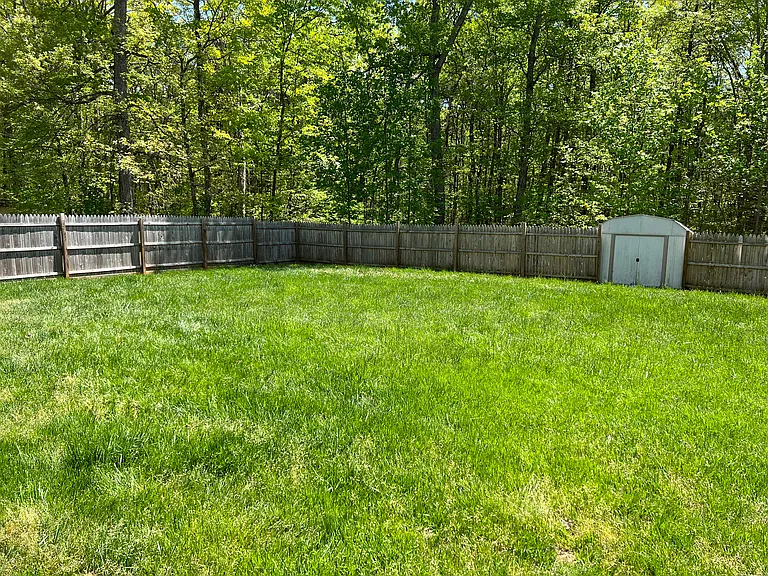 7540 Lawyers Rd — Photo 5